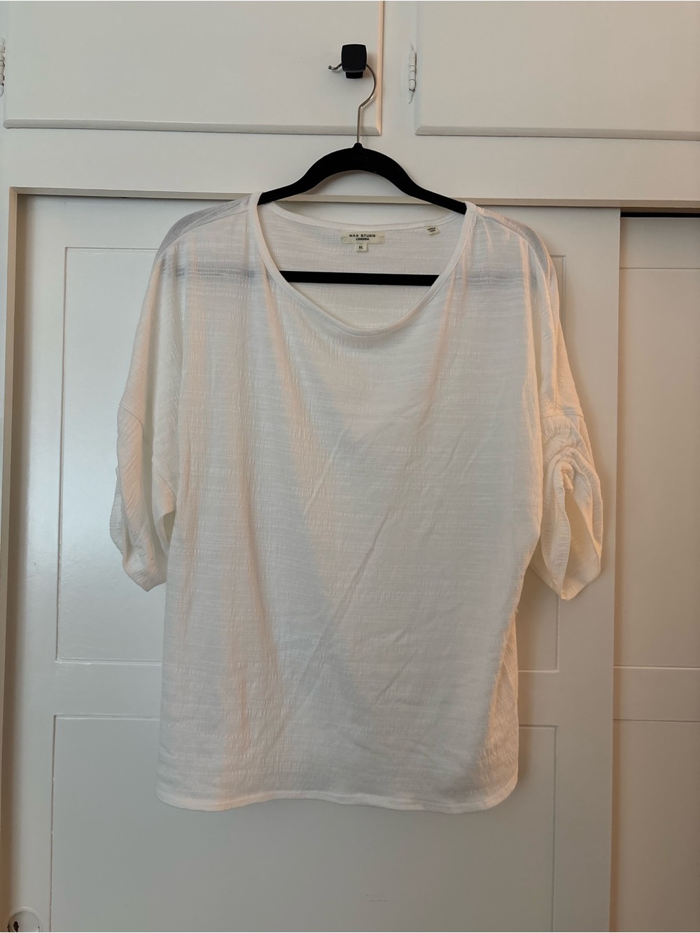 Max Studio White Short Sleeve Textured Scoop Neck Top